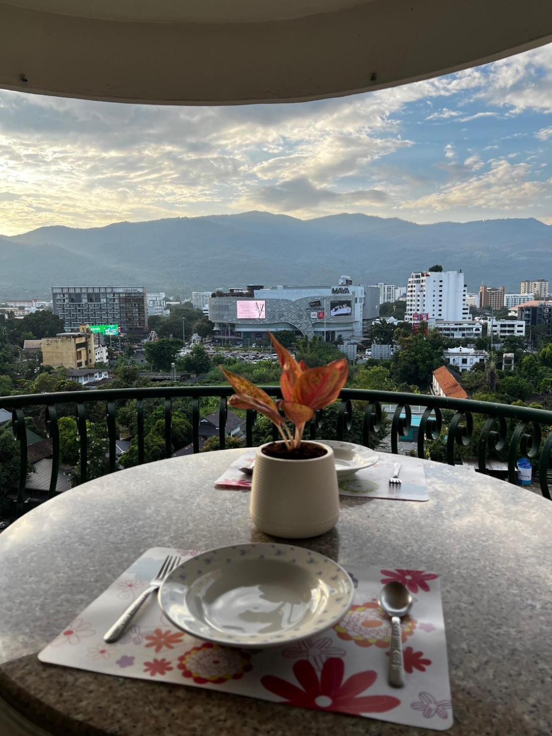 Nimman With Mountain View Chiang Mai